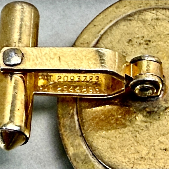 Vintage Hayward Gold-Filled Cufflinks with Green Cabochon Stone | Mid-Century - Picture 12 of 12